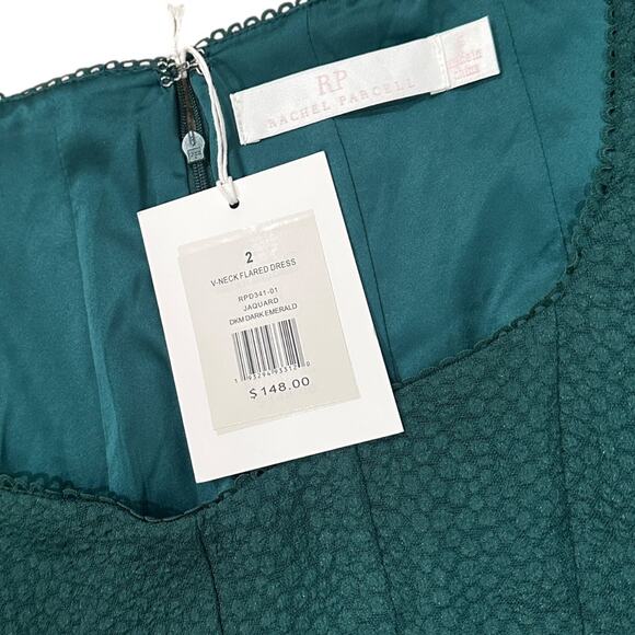 NWT Rachel Parcell V-neck Flared Dress in Dark Emerald - Picture 6 of 7